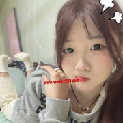 高雄 喜樂157.45.C.23歲 會撒嬌 特別幽默會找話題型  接受舌吻 品鮑 女上位 火車便當