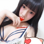 高雄10k 蘿拉 163.48.E.20歲 皮膚白皙 淡妝上任  小蠻腰床上有女友FU