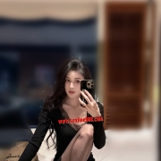 臺中6k 莎莉 165 / 46kg / C杯 / 26歲 骨感纖細黑絲OL床上淫蕩風騷！