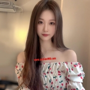Gleezy賬號：ssyyds 高雄 氣質相貌滿分 纖細柔軟的身材 讓人愛不釋手